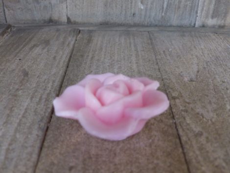 Savon forme de rose "Terre de rose" (petite modèle)