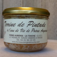 Terrine de pintade à l'eau de vie de poires Angevine (190g)