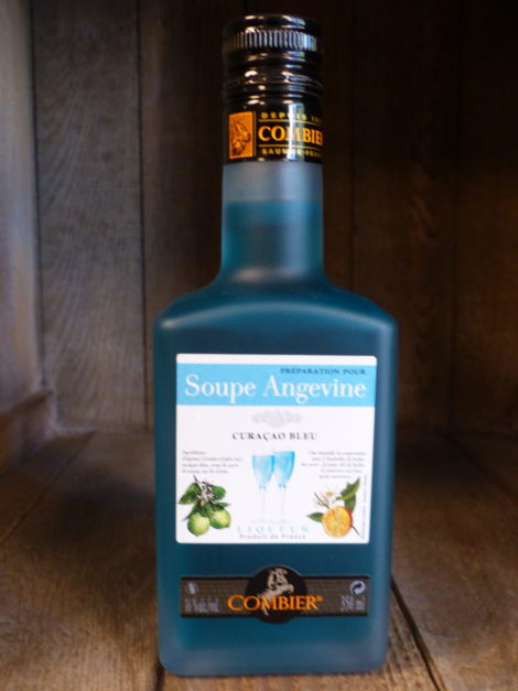 Préparation Soupe Angevine curaçao bleu "Combier" (35cl)
